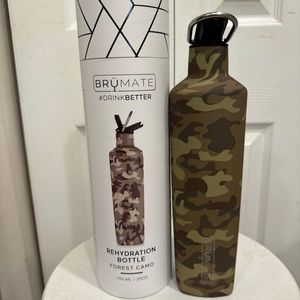 Brumate Rehydration Bottle 25 oz Forest Camo